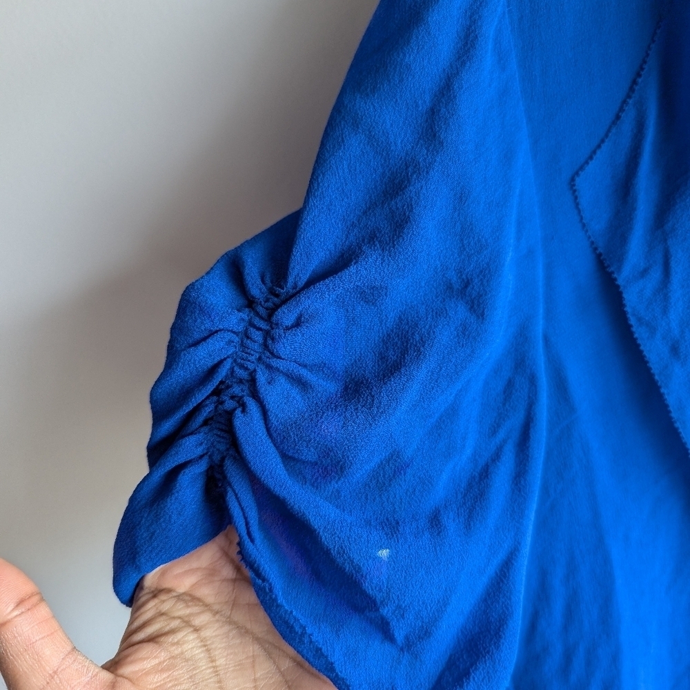 Aritzia BABATON Royal Blue Tinsley 100% Silk Blouse Size XS Fairy  Grunge Luxury - Picture 4 of 9